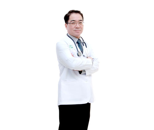 泰国合作名医-Sq.Leader Pinyo Hunsajarupan,M.D.